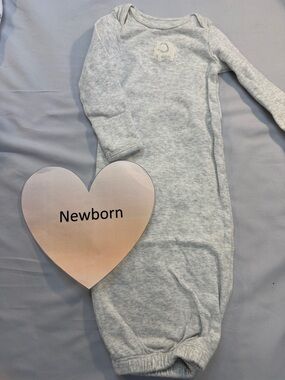 🐥 Carter's - Light Gray Newborn Sleep Gown w/ textured elephant design
